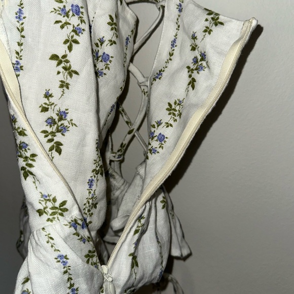 Reformation Barton Top, Sz0, White / Green Floral Corset Lace Ruffle Hem - Picture 13 of 15